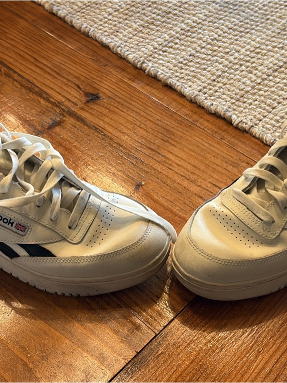 Reebok  Sneakers - Picture 3 of 5